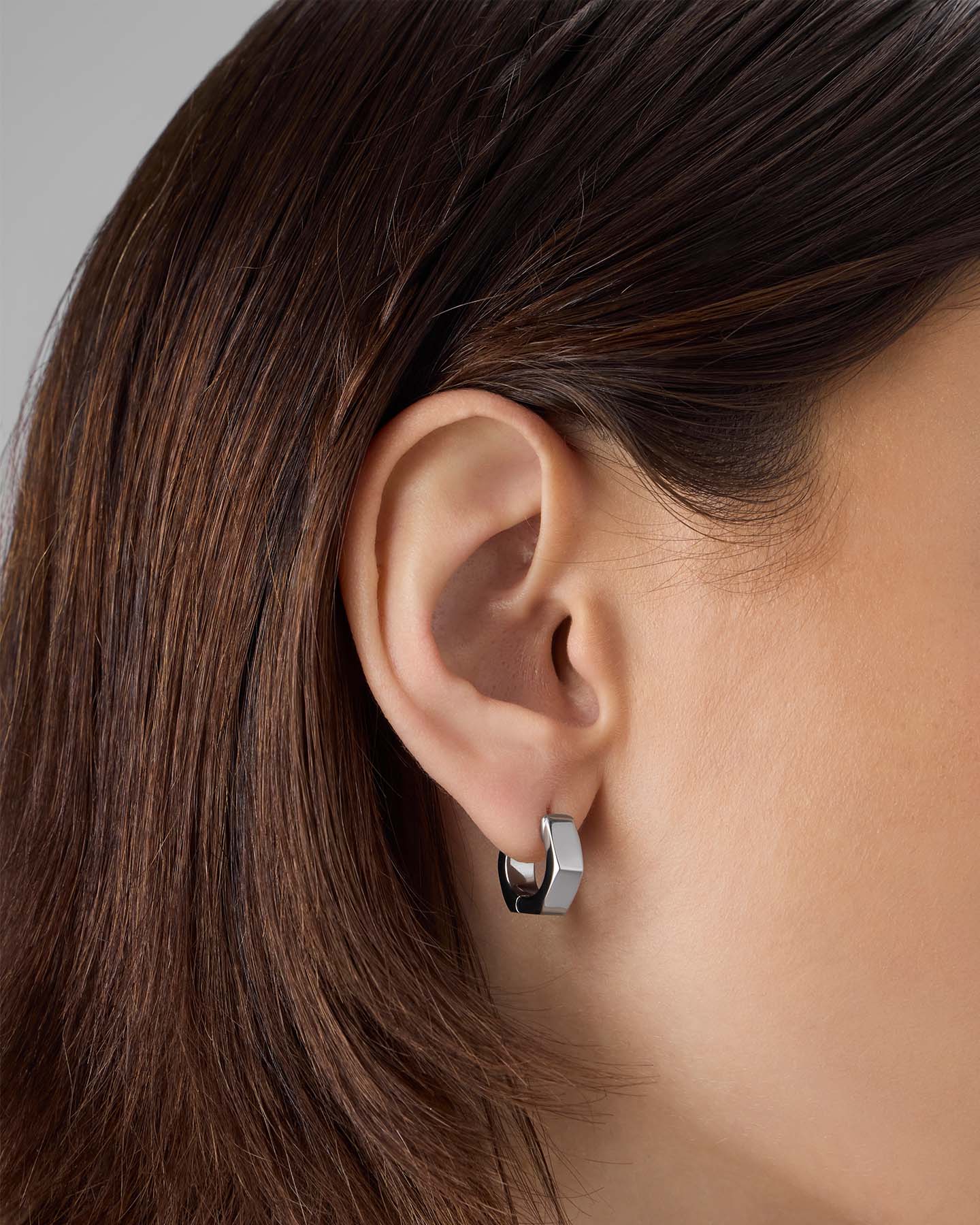 Recontextualized_Bind_Earring_SS_POM_05 Bind - Image 5