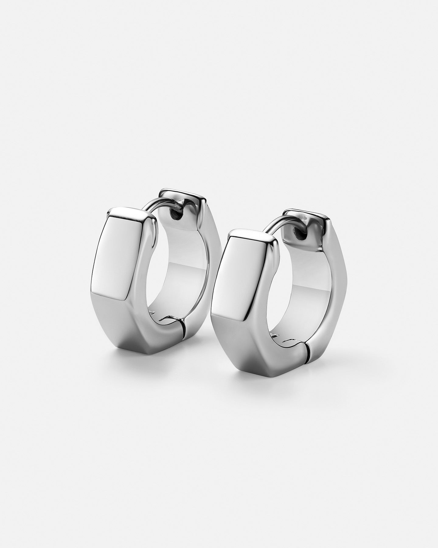 Recontextualized_Bind_Earrings_SS_POG_01 Bind