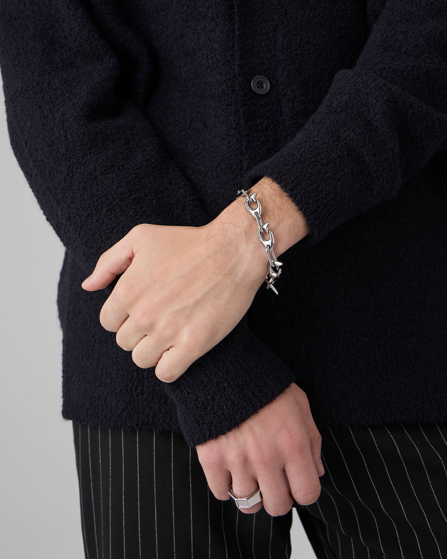 Recontextualized_Linkset_Bracelet_SS_POM_06_b9e1178e-de01-4d1a-93e7-163fea1a97f9 Linkset - Image 5