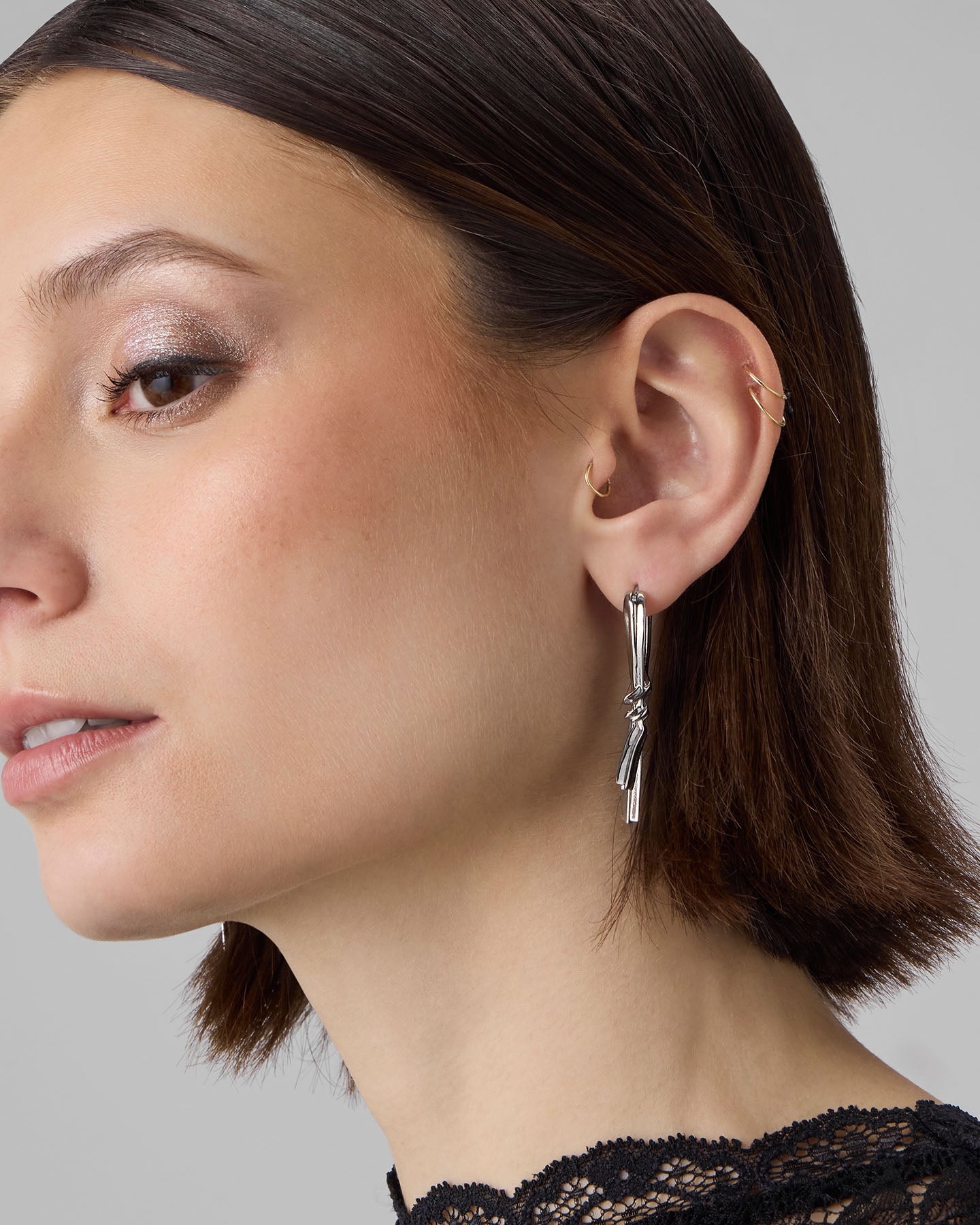 Recontextualized_Seal_Earring_SS_POM_06-1_89a91680-03b4-4f8f-bdff-142d146fef13 Seal - Image 5