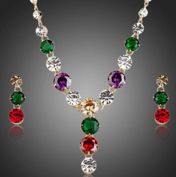 Ma Eye Diamond Set (Earrings + Necklace)